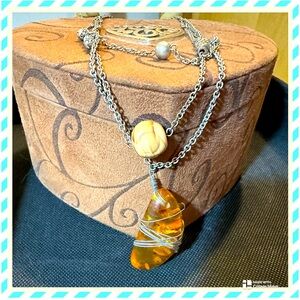 Silver wood and jewel necklace